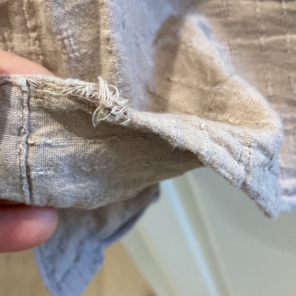 Mirth Vienna Blouse desert sand top size medium - Picture 2 of 4